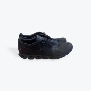 On Cloud 5 Size 11 mens Black/Black